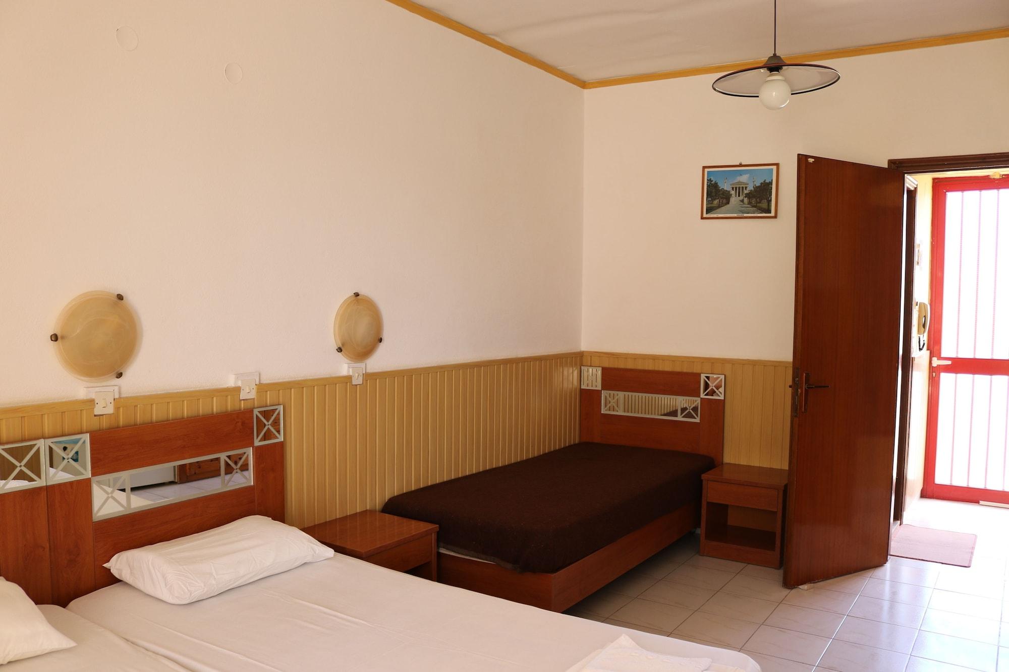 Aparthotel Golden Sun Tigaki Esterno foto