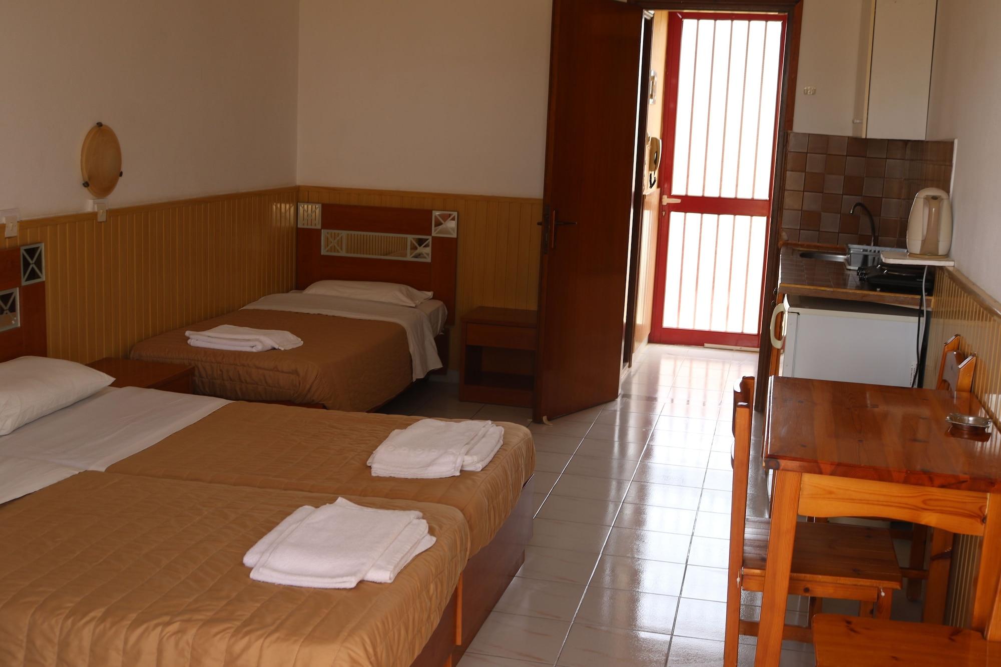 Aparthotel Golden Sun Tigaki Esterno foto