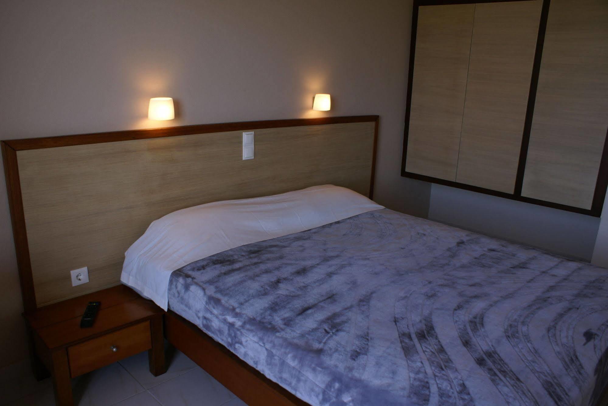 Aparthotel Golden Sun Tigaki Esterno foto